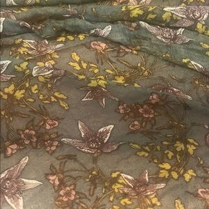 Chan Luu Patterned Olive Green Scarf - like new